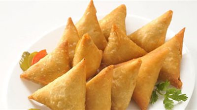 طريقة إعداد عجينة السمبوسة في المنزل من الشيف شربيني