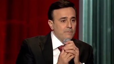 صابر الرباعي يكشف تفاصيل مشواره: أول جائزة اشتريت بيها كمنجة.. مراتي أهم من أنجلينا جولي.. عنيا دمعت في اختبار الإذاعة المصرية.. البنات الحلوة تخصص كاظم الساهر