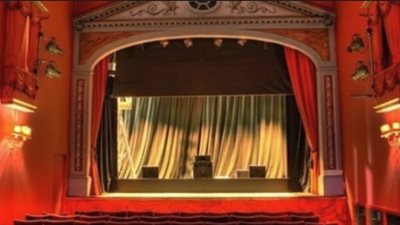 البيت الفني ينعى مصطفى طلبة عضو فرقة «مسرح الغد»