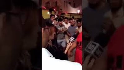 شاب يتحرش بمذيعة في الرياض: «أقوى من صاروخ الحوثي» (فيديو)