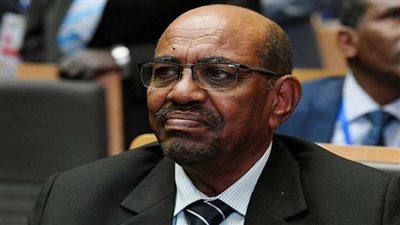 الرئيس السوداني يتوجه إلى السعودية لأداء العمرة