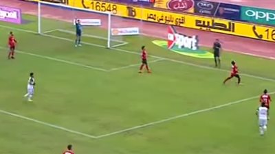 75 دقيقة.. الأهلي يتقدم بثلاثية أمام الرجاء