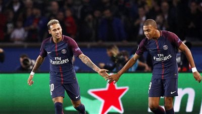 نيمار ومبابي وكافاني في هجوم باريس أمام الليفر بدوري الأبطال