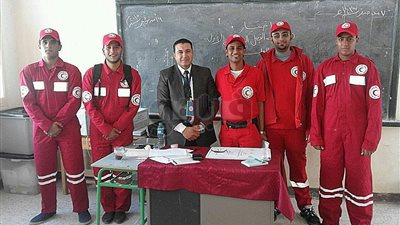 الهلال الأحمر بالسويس يشكل لجانا من المتطوعين للمساعدة في الانتخابات