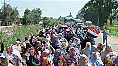 بالصور.. مسيرات وسلاسل بشرية لأنصار «الإرهابية» بالشرقية