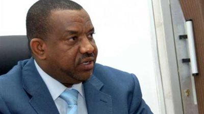 وزيرا الخارجية والصحة السودانيان يصلان مطار القاهرة