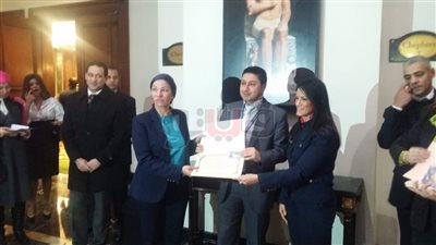 وزيرة السياحة تكرم 33 مرشدا بيئيا (صور)