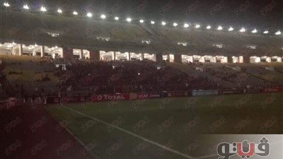 جماهير الأهلي تبدأ دخول مدرجات برج العرب