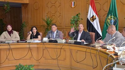 محافظ الإسماعيلية يكلف بصرف تعويضات المتضررين من محور 30 يونيو