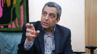 مد أجل الحكم على نقيب الصحفيين.. 25 مارس