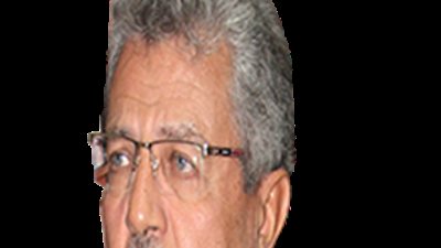 الكاتب طاهر الشيخ: هذه أسرار نجاة عرفات من اغتيال الموساد في عملية «الساق الخشبية» بتونس