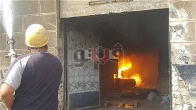 بالفيديو.. «مدارس في خطر».. حرائق بـ4 مؤسسات تعليمية في شهر.. سحابة سوداء تغطي مجمع الإسكندرية.. «العائلة المقدسة» إجازة.. لهيب صندل بضائع يطول «شهداء التحرير».. وخبير: ت