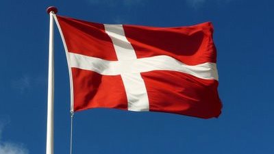 الدنمارك: سجن رجل 3 سنوات لتهريبه 74 شخصا