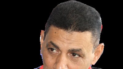 رئيس نقابة الضرائب العقارية: مجلس النواب يتلقى تعليماته بالتليفون ولا يصلح لتشريع القوانين