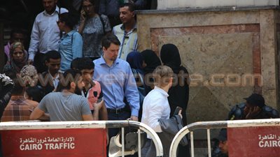 بالصور.. لجنة الاتحاد الأوروبي تتفقد «عابدين» أثناء جلسة نقيب الصحفيين