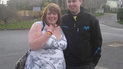 بالصور.. عروس تخسر 63 كيلو جراما من أجل فستان الزفاف