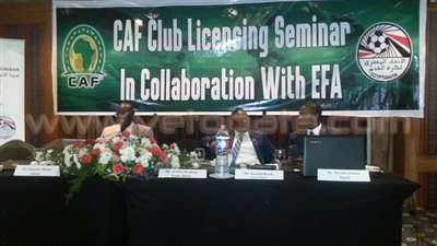 بالصور.. وفد «فيفا» يصل إلى مقر مؤتمر رخص الأندية المحترفة