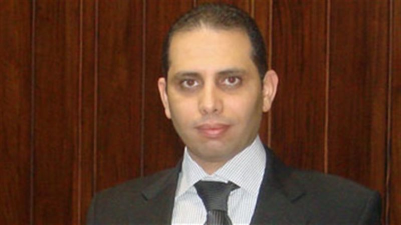 الدكتور ياسر حسان