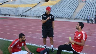 لهيطة: كوبر يتمسك بإقامة مباراة ودية للمنتخب في مارس