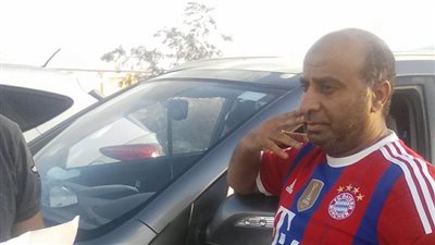 بالصور.. أمن برج العرب يمنع مخرج لقاء الأهلي والمصري من الدخول