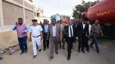 تسكين ٣٣ أسرة متضررة من حريق مصنع الإسكندرية بمدرسة مجاورة