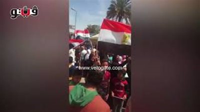 أغاني شادية تشعل حماس الناخبين في الزيتون (فيديو)