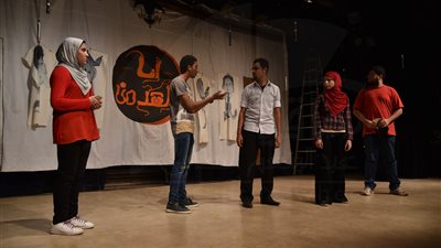 بالصور.. فرقة أجيال مسرحية تعرض «أنا المدمن» في ساقية الصاوي