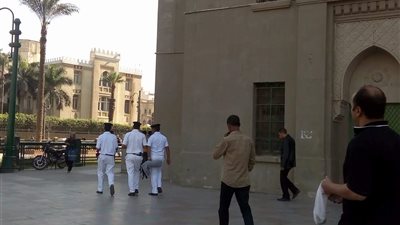 بالصور.. تشديدات أمنية بمحيط مجلسي الوزراء والنواب