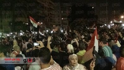 وقفة صامتة أمام جامعة القاهرة للتنديد بالتهديد بضرب سوريا