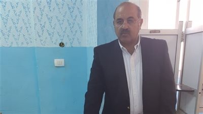 رئيس اللجنة الأوليمبية يدلي بصوته في الانتخابات الرئاسية (صور)