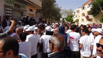 إقبال كبير من أهالي شمال سيناء على لجان الانتخابات (صور)