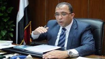 مطالب بإقالة المجموعة الاقتصادية في عيد العمال