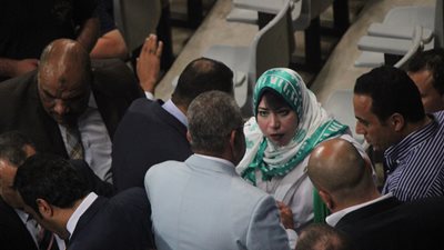 بالصور.. منع نائبة بورسعيد رانيا السادات من حضور مباراة نهائي الكأس
