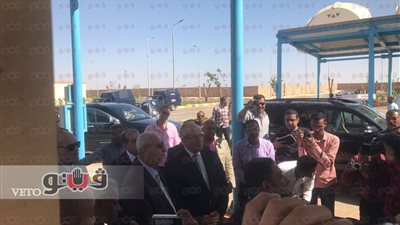 وزير التنمية المحلية يتفقد عددا من المشروعات بأسوان