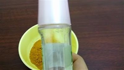 بالفيديو.. طريقة إعداد كريم سحري لعلاج النمش واسمرار البشرة