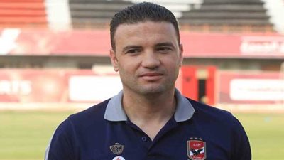 الشعلالي يقود مران مستبعدي الأهلي أمام الرجاء