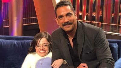 أمير كرارة: «مع أيقونة الطاقة الإيجابية.. ربنا يراضيك»