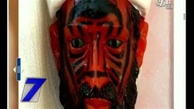 بالفيديو.. دمية «بن لادن» تثير الذعر بسبب «عيون الشيطان»