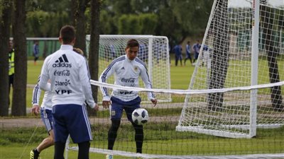 تدريب قوي لمنتخب الأرجنتين قبل انطلاق المونديال (صور)