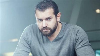 عمرو يوسف ينتهي من «طايع» بعد 100 يوم تصوير