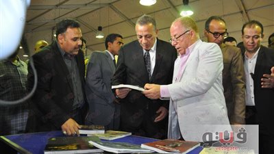 وزير الثقافة ومحافظ الجيزة يفتتحان معرض فيصل الرمضاني السادس للكتاب