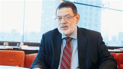 الخرباوي: الإخوان يشربون من بئر يصيب بالجنون