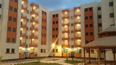 «سبوبة الاستعلام» تغضب حاجزي شقق الإسكان الاجتماعي.. مواطنون: بعض «المستعلمين» يطلبون مبالغ مالية كبيرة.. و«الإسكان»: نتخذ كافة الإجراءات القانونية ضد المتجاوزين