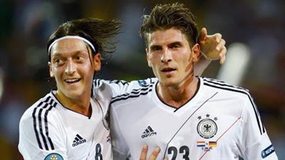 جوميز وأوزيل يقودان هجوم ألمانيا في موقعة إيطاليا بـ«اليورو»