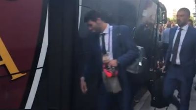 لاعبو روما يتجهون لإستاد «برنابيو» لمواجهة ريـال مدريد (فيديو)