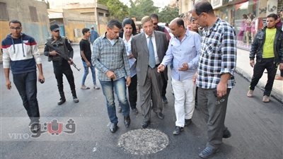 محافظ الإسماعيلية يتفقد أعمال رصف شوارع حي أول