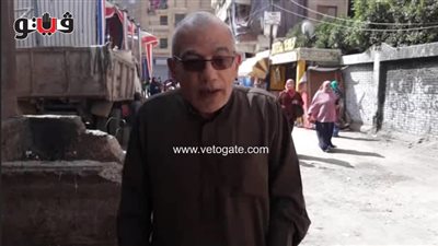 مسن يتغلب على مرضه ويدلي بصوته: «كله يهون عشان مصر» (فيديو)