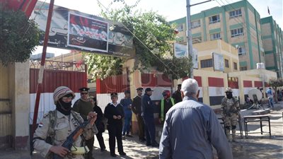 اللجان تفتح أبوابها للتصويت في الانتخابات الرئاسية لليوم الثالث