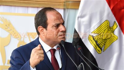 السيسي يشدد على الانتهاء من إقرار مشروعات القوانين الخاصة بالعمال