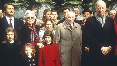 «روتشيلد».. قصة عائلة يهودية تمتلك نصف ثروة العالم